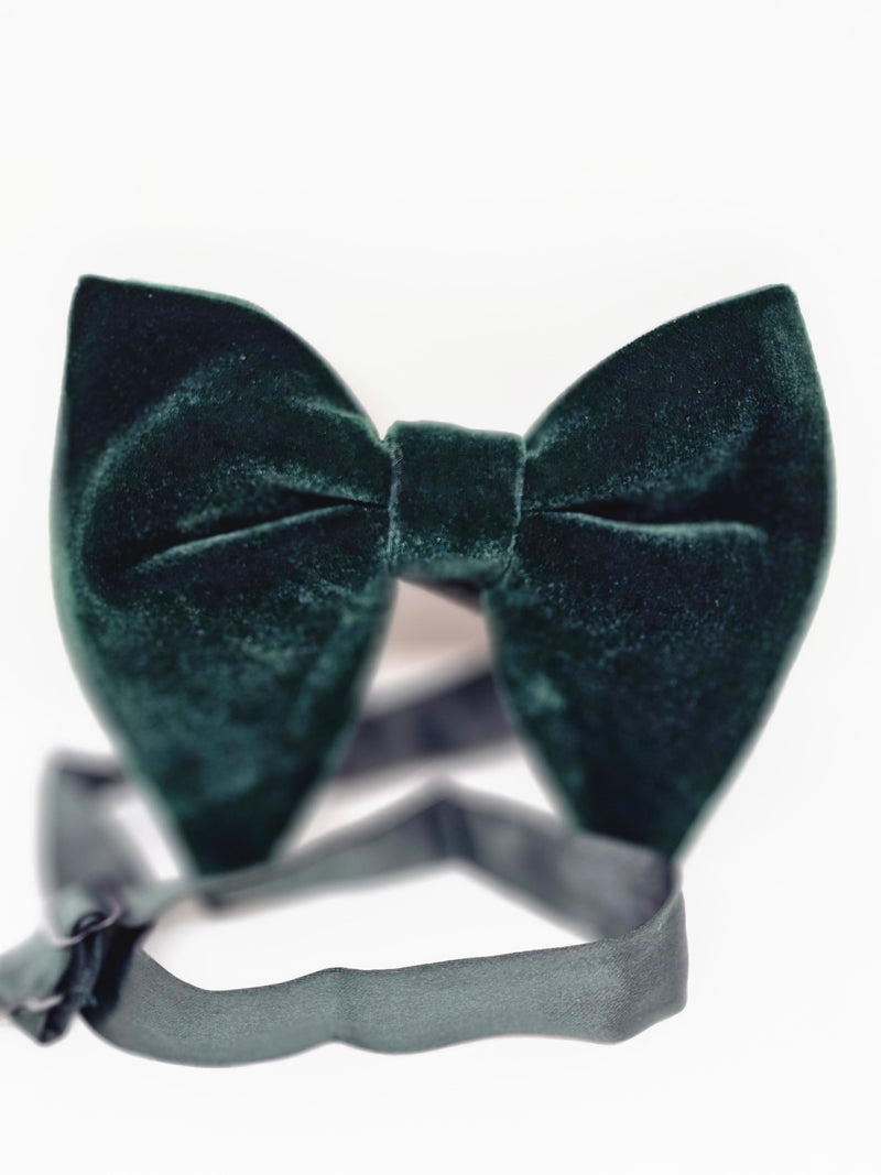 HUNTER GREEN VELVET BOW TIE