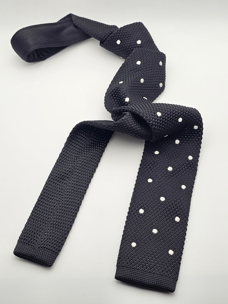 BLACK POLKA-DOT