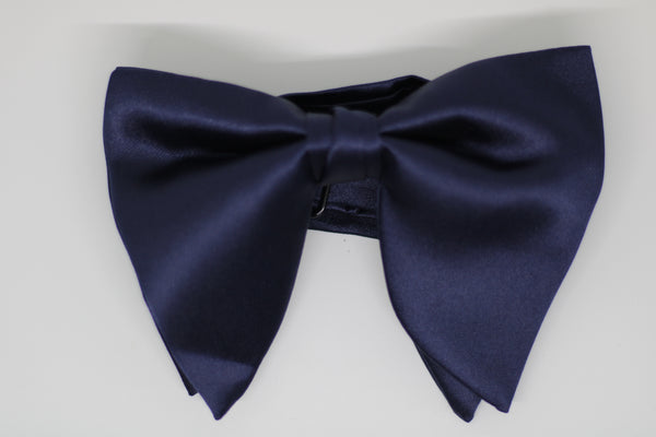 NAVY BUTTERFLY BOW TIE